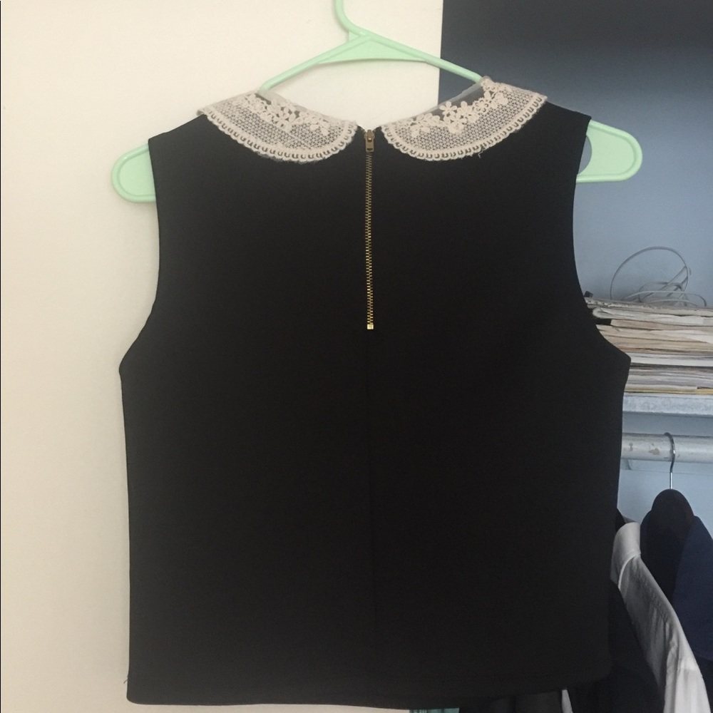 Black crop top with lace collar